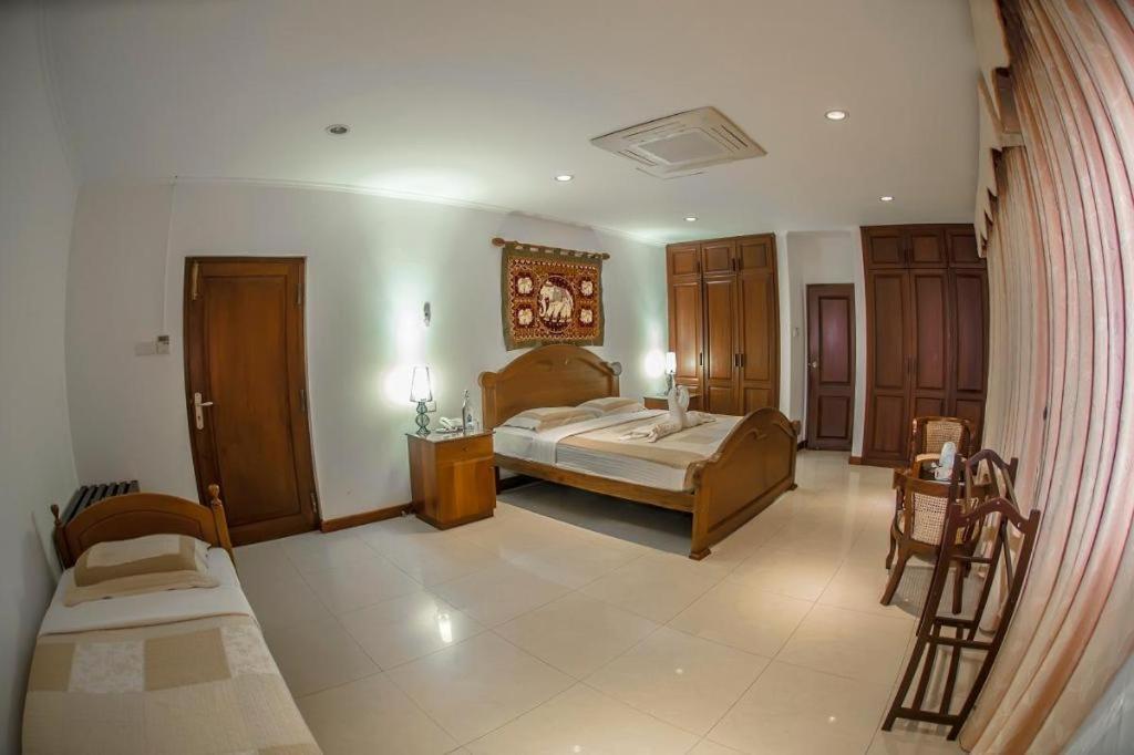 Hotel Villa Viana Маравила Екстериор снимка