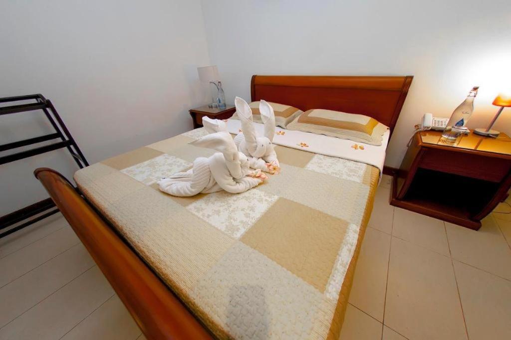 Hotel Villa Viana Маравила Екстериор снимка